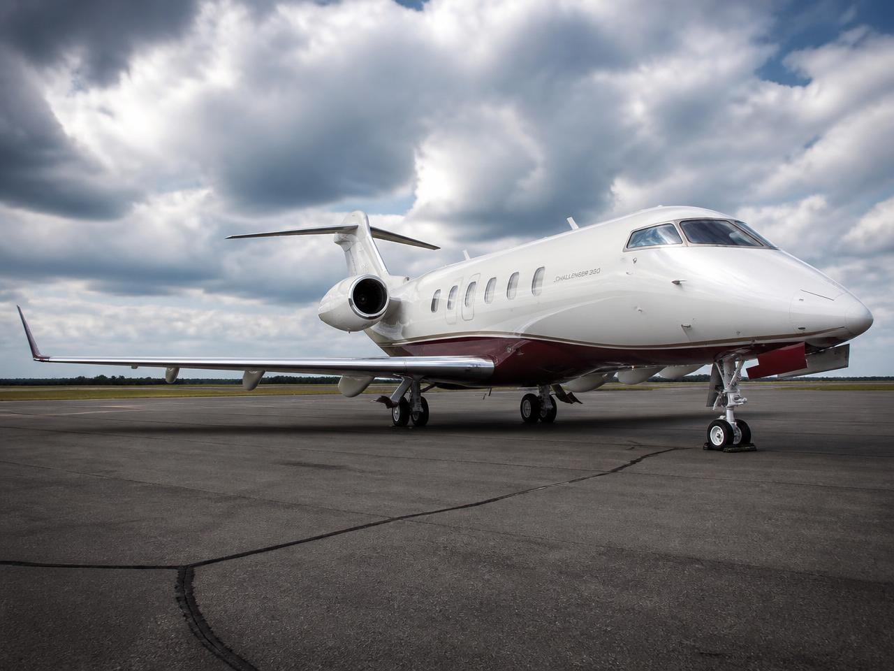 Bombardier Challenger 350 super midsize jet on the tarmac